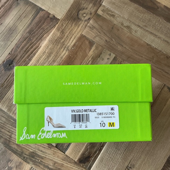 Sam Edelman NWT Viv Gold Pump Size 10 - Picture 2 of 7